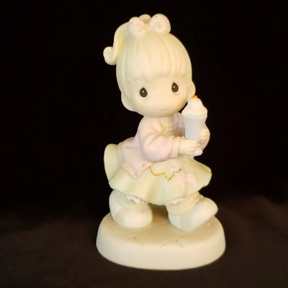 Vtg Precious Moments Porcelain Figurine 1996 "Our Club Is Soda-Licious" …